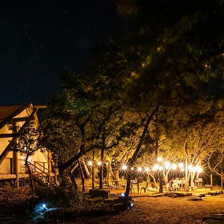 Collective Hill Country Hotel Wimberley Exterior photo